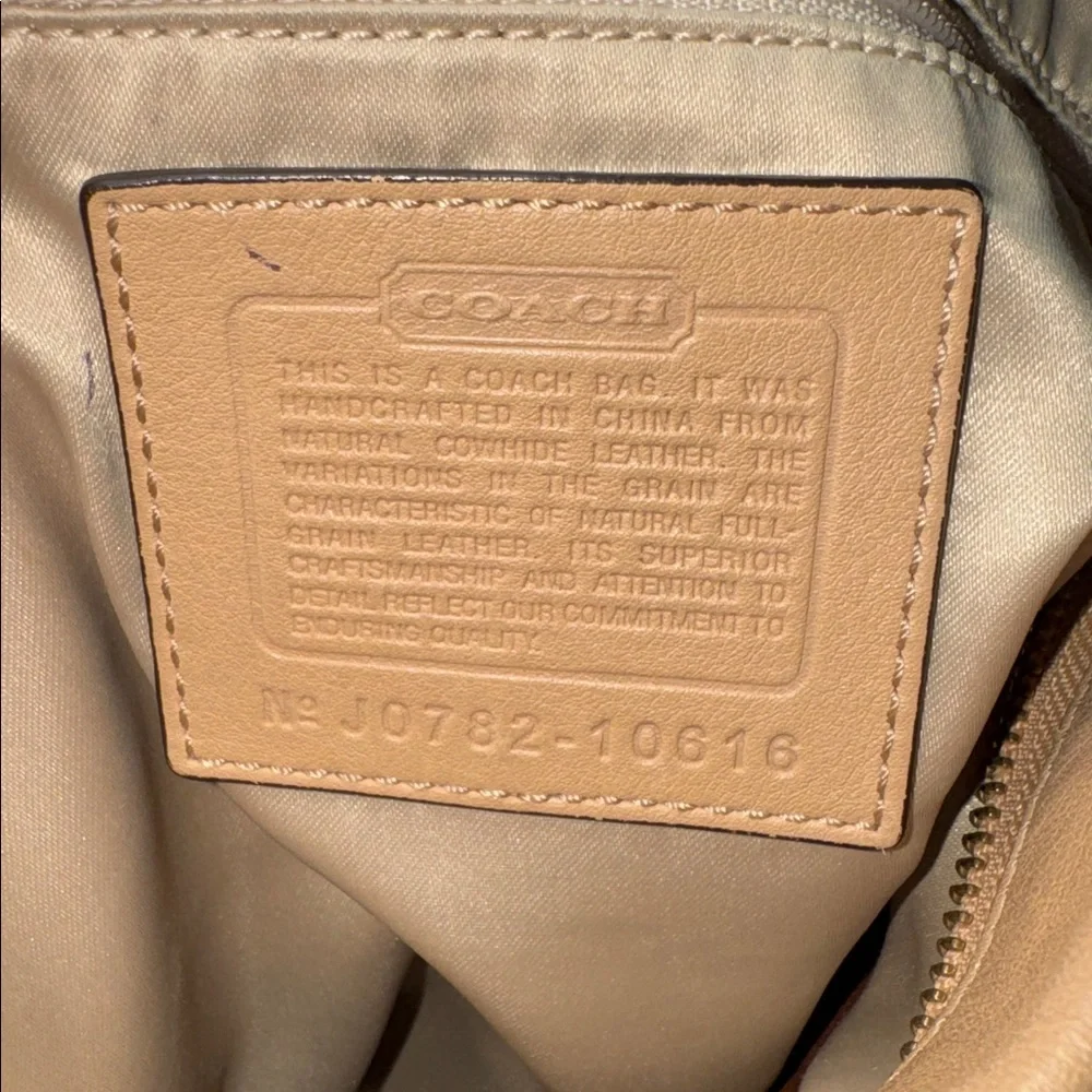 Coach Carly Large Hobo Bag Beige Leather Y2K Slouchy Shoulder Bag Vintage